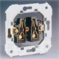 SIMON 75431-39 MEC.BASE ENCHUFE 2P S.75